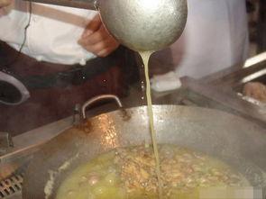 勾兑高汤爆料视频大全图片,视频大全图片解析背后的真相  第1张